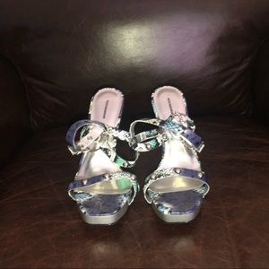 Rocawear Sandal/Heel